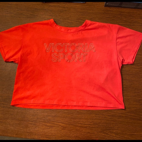 Victoria's Secret Tops - Victoria Secret Sport Cropped Tee - Medium